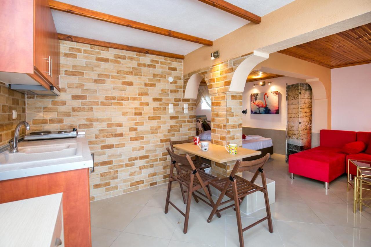 לימנריה Villa Elpis 2 מראה חיצוני תמונה