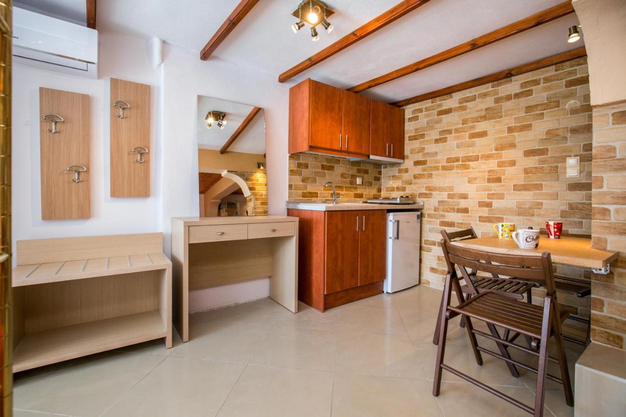 לימנריה Villa Elpis 2 מראה חיצוני תמונה